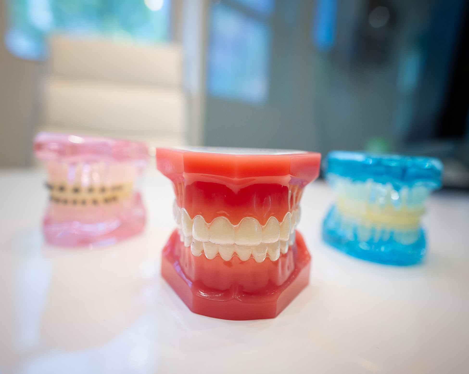 Braces Vs Invisalign Which Is Best For You Esteem Dental